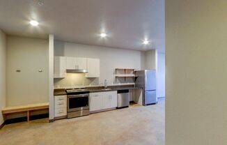 1 bed, 1 bath, 827 sqft, $1,450, Unit 111