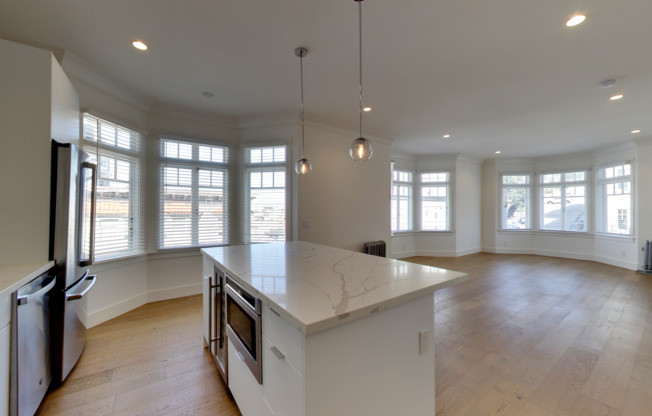 1305 Lombard Street (1298r)