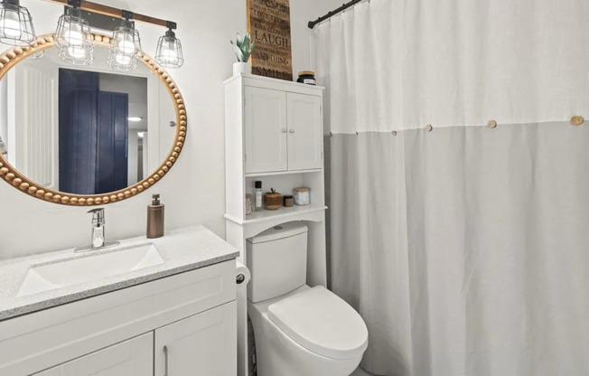 Fully Furnished 2-Bedroom Home in Old Colorado City – 1904 Sheldon Ave, Colorado Springs, CO 80904