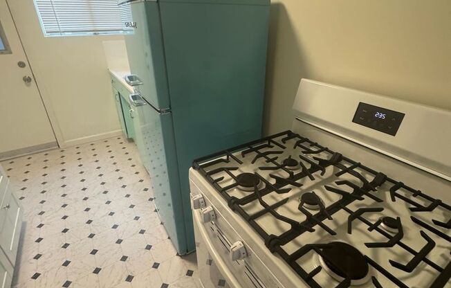 Spanish Colonial Revival Bungalow - 1 Bed/1 Bath