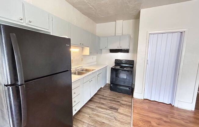 1 bed, 1 bath, 574 sqft, $950