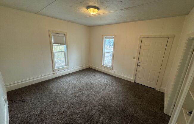 1 bed, 1 bath, $595