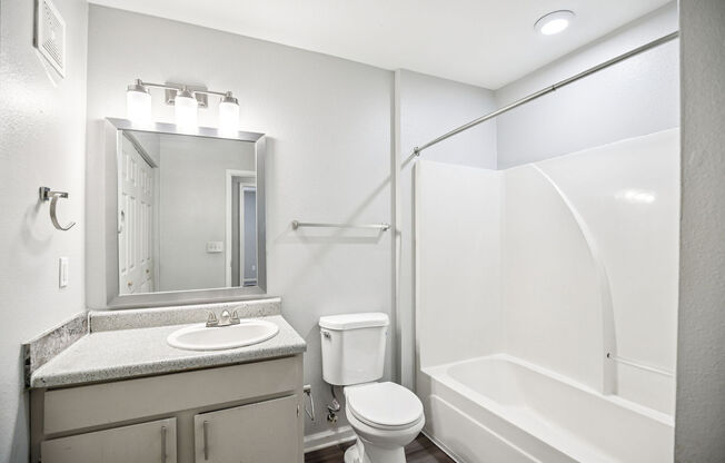 3 beds, 2 baths, 1,150 sqft, $1,599