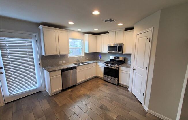 San Marcos 3-Bedroom Home Available for Lease