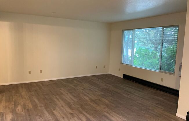 1 bed, 1 bath, $1,795, Unit Unit 103