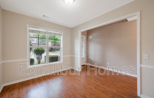 272 ASCOTT LN