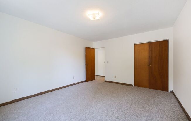 2 beds, 1 bath, 900 sqft, $1,350, Unit 104