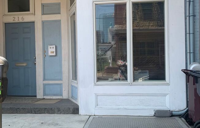 216 W 7th Street