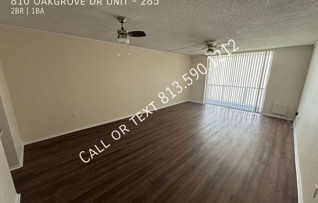 810 Oakgrove Dr