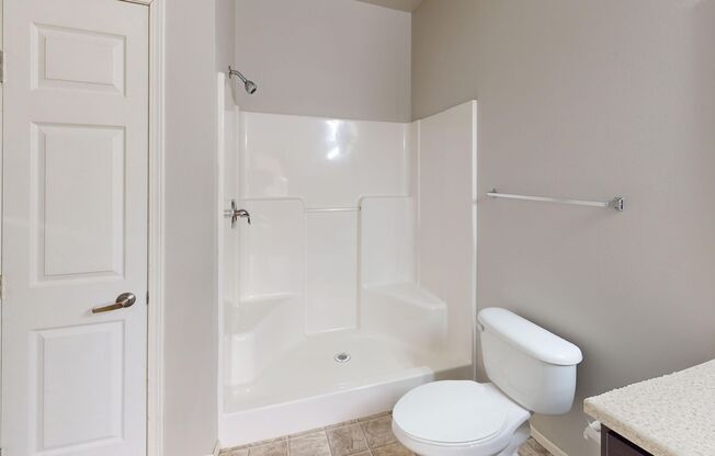 2 beds, 2 baths, 1,110 sqft, $1,275, Unit 5357-108