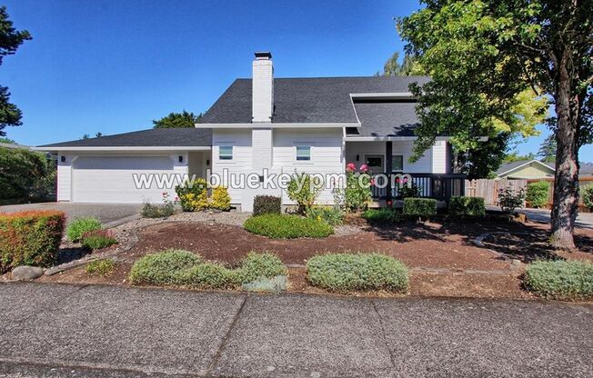 3 Bed, 2 Bath in Cascade Park with Primary on Main Floor