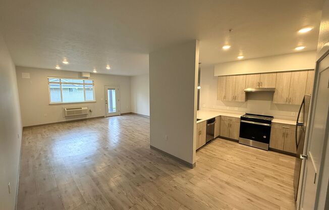 1 bed, 1 bath, 1,003 sqft, $1,295, Unit 103A (ADA)