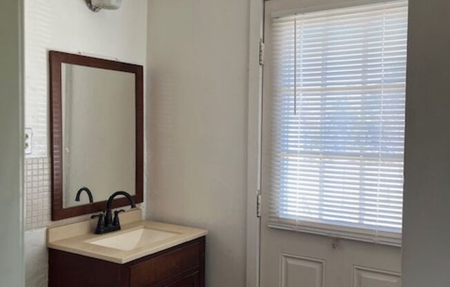 2 beds, 1.5 baths, $1,750