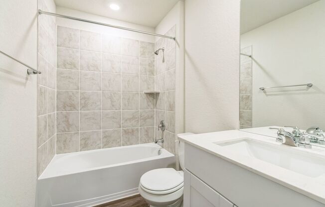 Spacious 5-Bedroom Home for Rent in Riverstone at Westpointe! **2 Weeks Free!!**