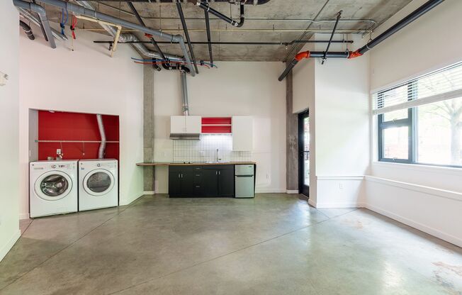 1 bed, 1 bath, 658 sqft, $1,899