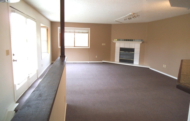 Gold Run Townhome; Open Concept; 2 Car Garage