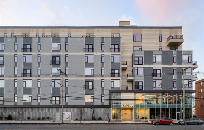 2 beds, 2 baths, 1,000 sqft, $3,120, Unit 614