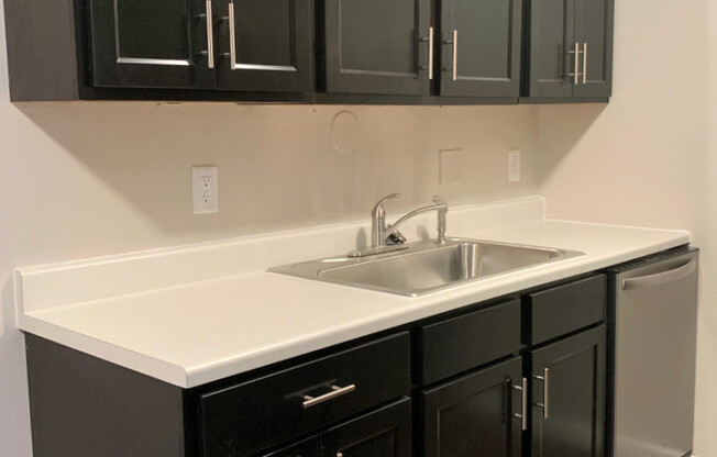 1 bed, 1 bath, 650 sqft, $940, Unit N-1019