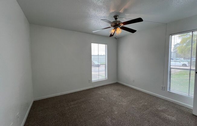 1 bed, 1 bath, 660 sqft, $900, Unit 18-501