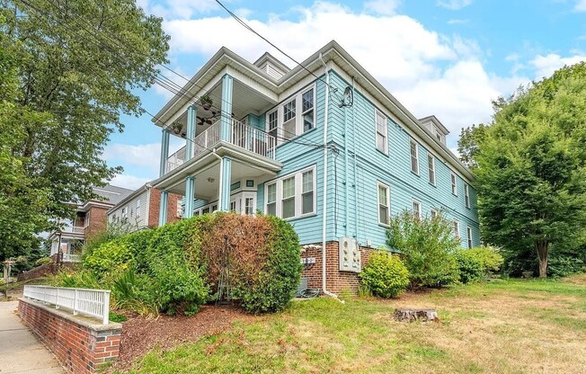 7 NICHOLS ST