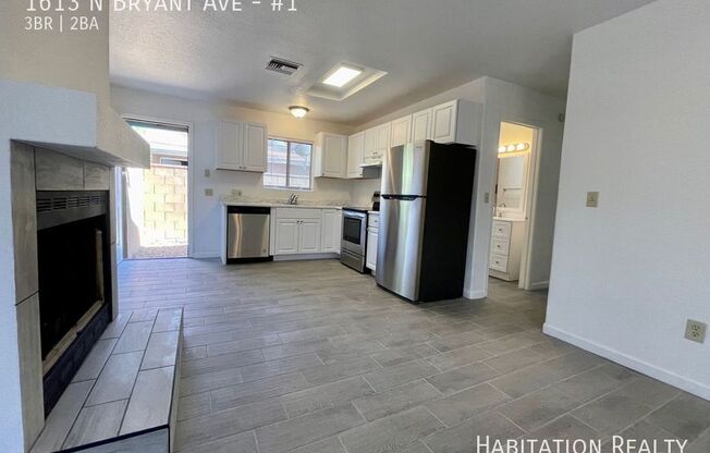 1613 N BRYANT AVE