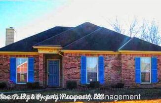 3633 Horseshoe Circle