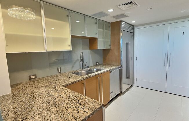 2 beds, 2 baths, 1,162 sqft, $4,200, Unit Koolani #703