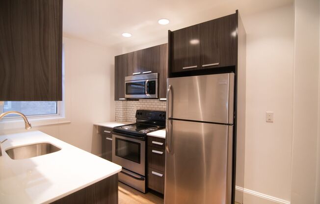 Avl 11/1 - newly renovated Fenway 1BR w/d in unit!