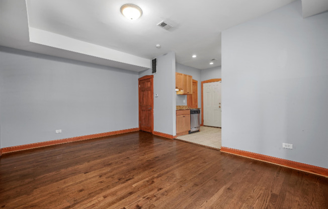 4538 W JACKSON BLVD