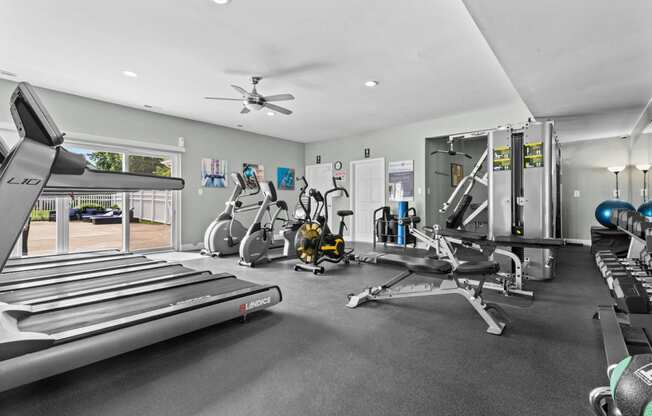 apartments with a fitness center in auburn  hills mi