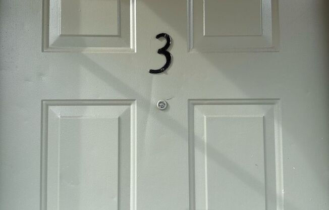 Introducing A Newly Renovated Apartment
