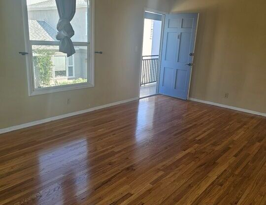 1 bed, 1 bath, 900 sqft, $2,500, Unit 1752 1/2