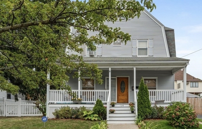 124 Sheridan Ave