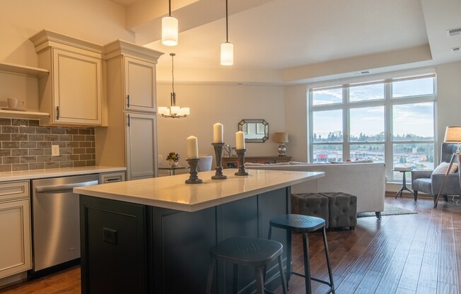 2 beds, 2 baths, 1,140 sqft, $2,925, Unit P28
