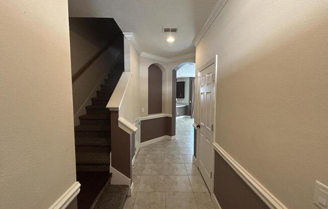 403 TUSCAN LN