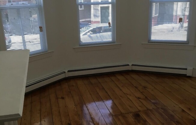 256 WINDSOR