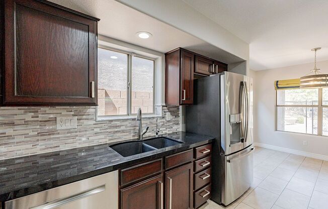 4 beds, 2.5 baths, $3,375