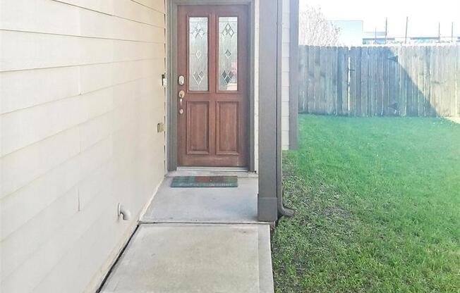 3202 PEARL BLF LN