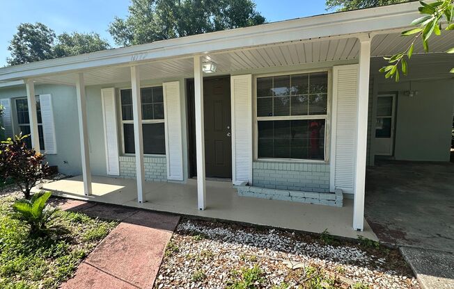Charming 3-Bedroom Home in Orlando – Available Now!