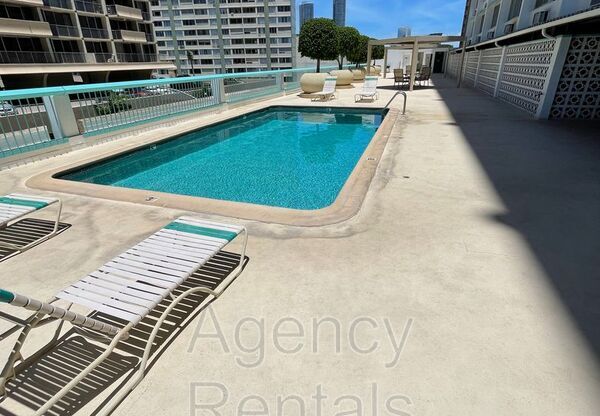 1560 Kanunu St, Honolulu HI 6 FLR