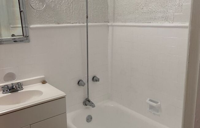 Studio, 1 bath, 275 sqft, $1,200, Unit 509