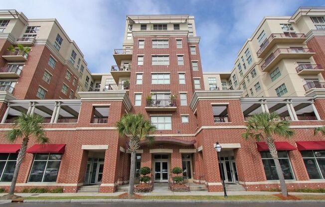 Awesome 3 Bedroom 3.5 Bath Condo in Excellent Location