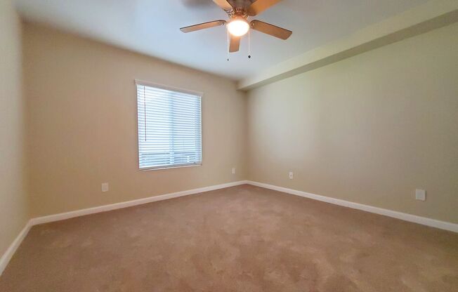 2 beds, 1 bath, 750 sqft, $2,395, Unit 208