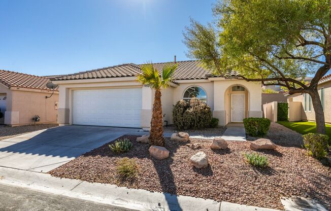 SUMMERLIN BEAUTY WITH UPGRADES*2 LARGE BEDROOMS*LARGE DEN OR 3RD BEDROOM*COVERED PATIO*