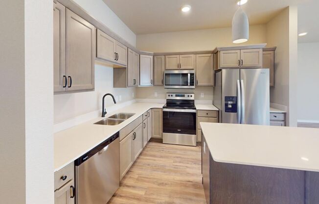 1 bed, 1 bath, 851 sqft, $1,425, Unit 545B-408