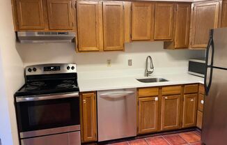 2 beds, 2 baths, $1,800, Unit Unit 3D