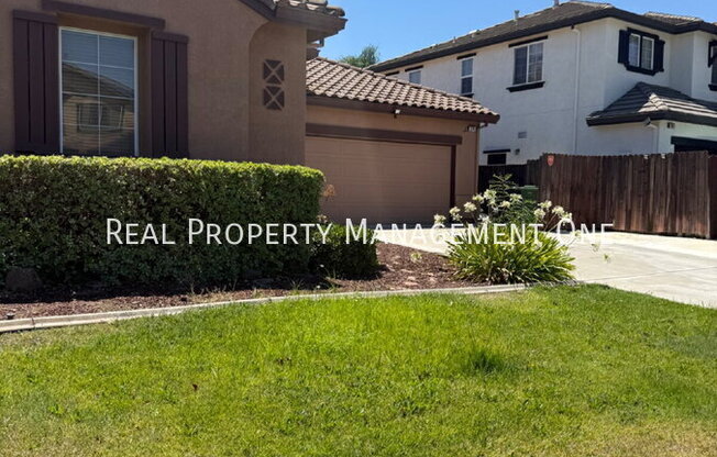 270 WISTERIA LN