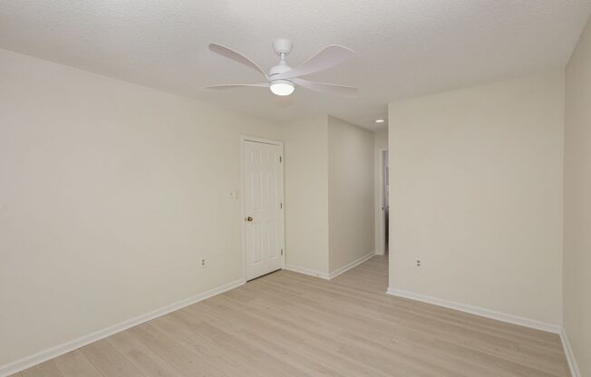 2 beds, 2 baths, $1,590, Unit UNIT F