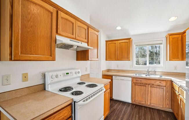 Beautiful 4BR/2BA Single-Level Home in Heart of McMinnville