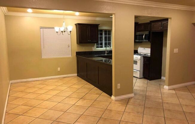 4 beds, 2 baths, 1,251 sqft, $3,900, Unit 6103